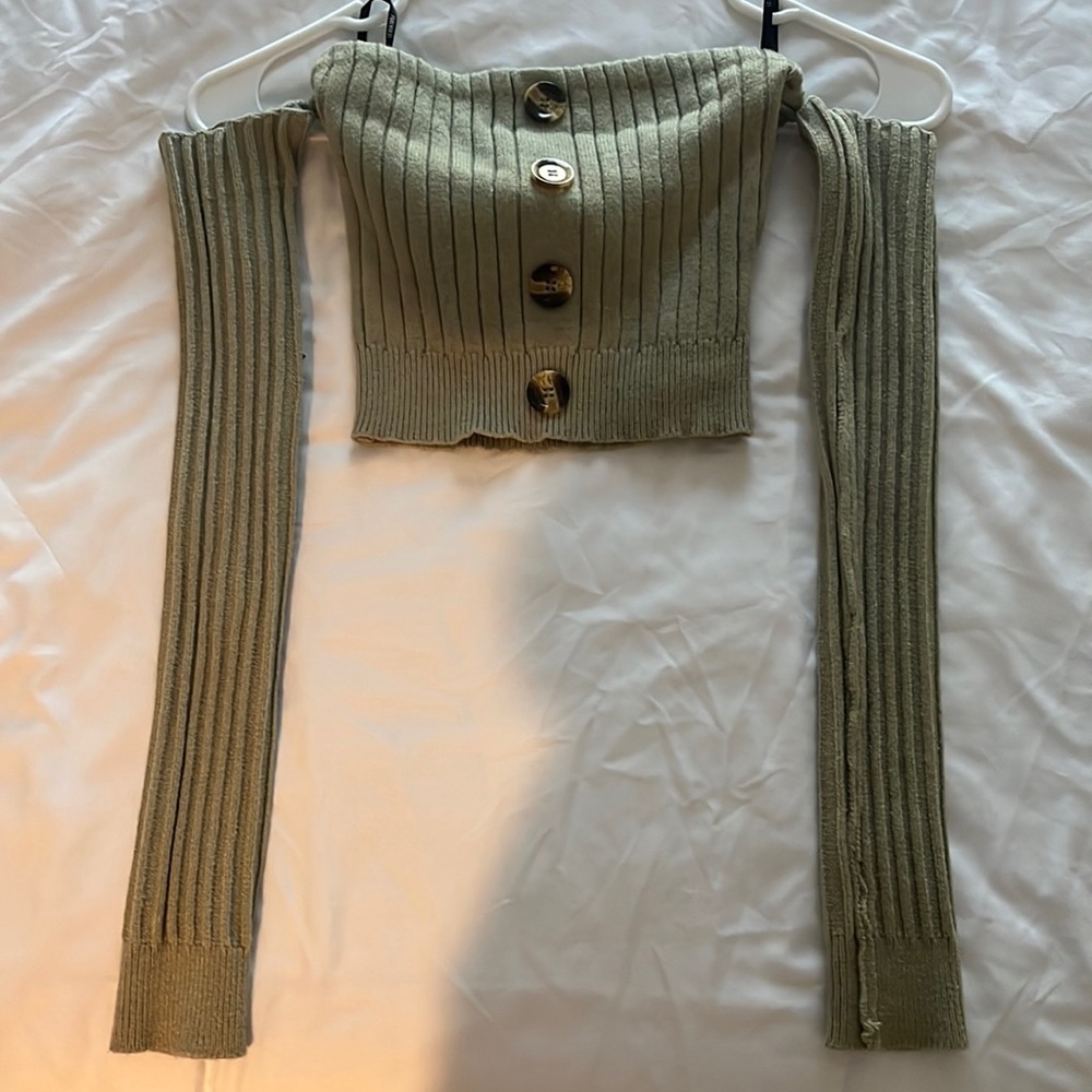 Green sweater button down crop-top